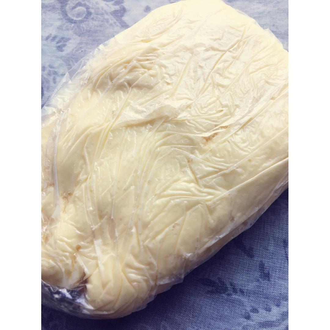 家庭自制黄油和酪乳 Homemade Butter and Butter Milk