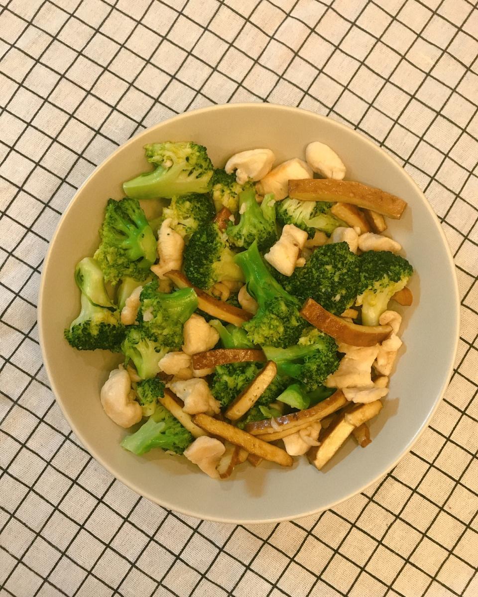 随心所欲花椰菜炒鸡胸肉