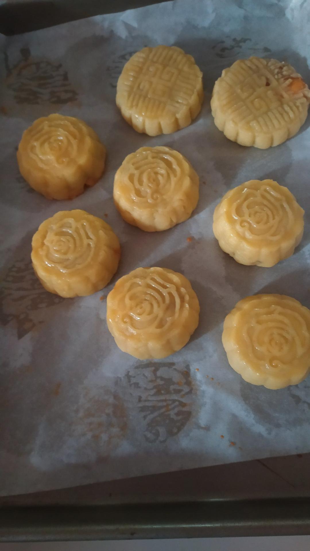 广式蛋黄莲蓉月饼10个（参考小高姐配方）
