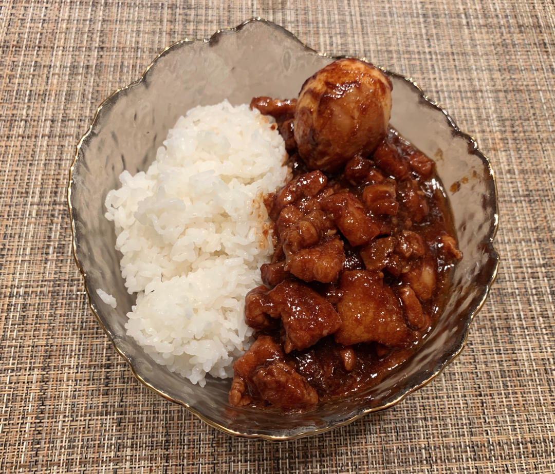 好吃到停不下来的卤肉饭