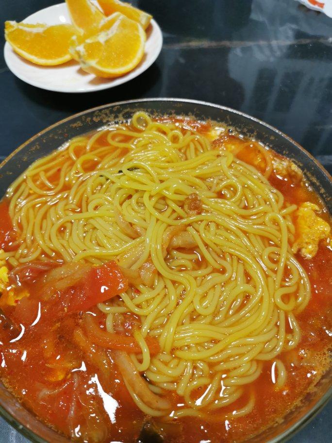 三人食