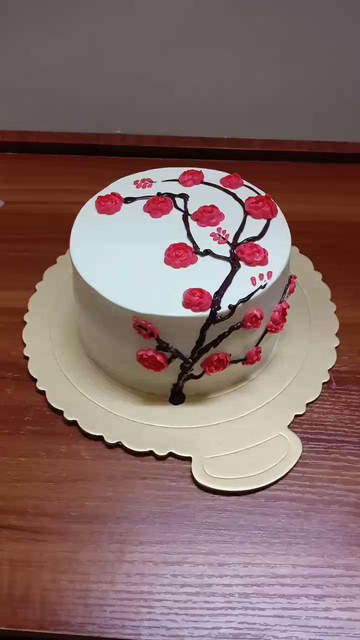 奶油霜装饰之紫皮书的梅花