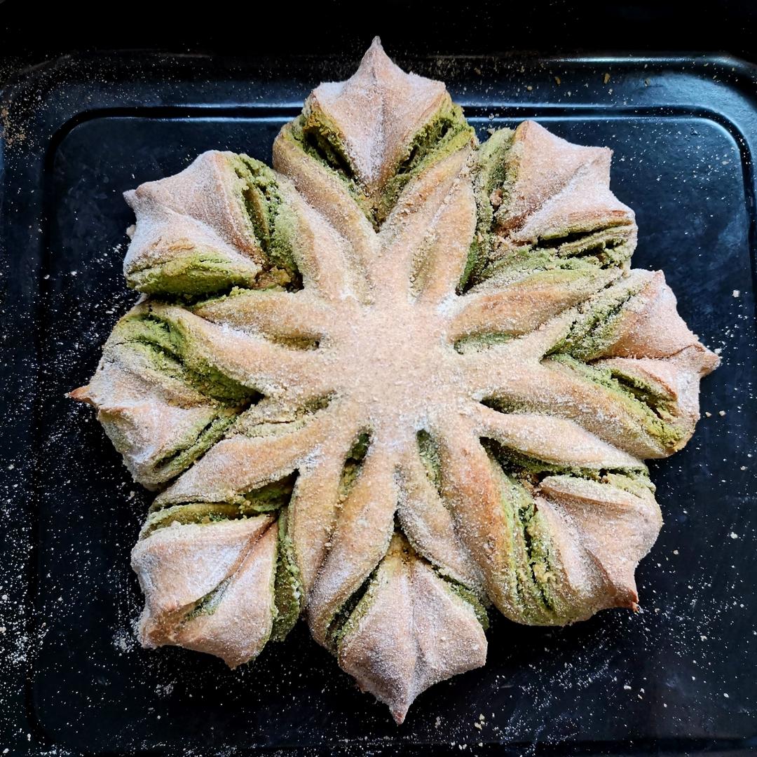 抹茶奶酥雪花面包