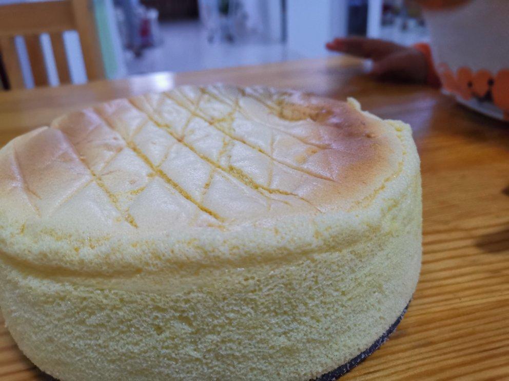 【Mr孟团队】戚风蛋糕制作视频