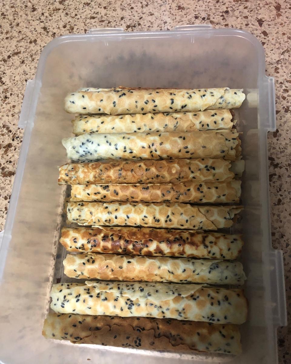 奶香芝麻蛋卷（是香香脆脆的那种喔~）