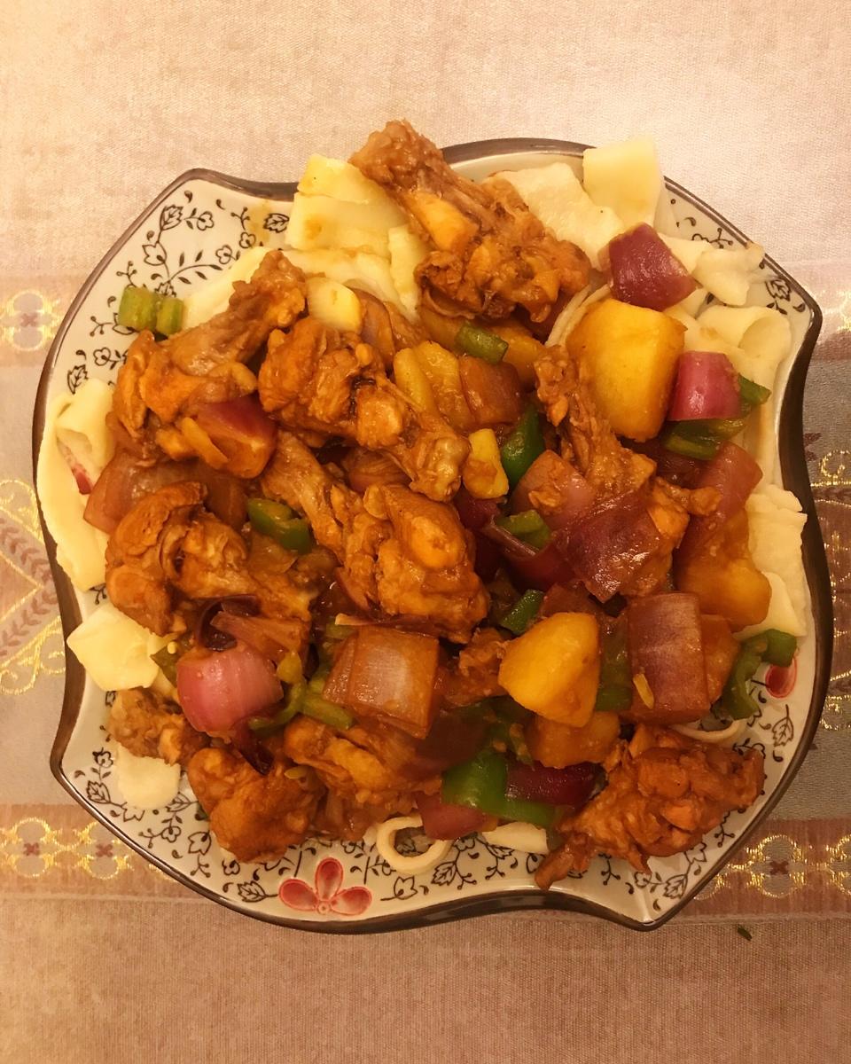 正宗新疆大盘鸡+裤带面