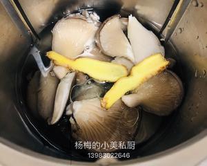 一锅三菜（2人食）
平菇汤+香菇蒸鸡+凉拌土豆片的做法 步骤6