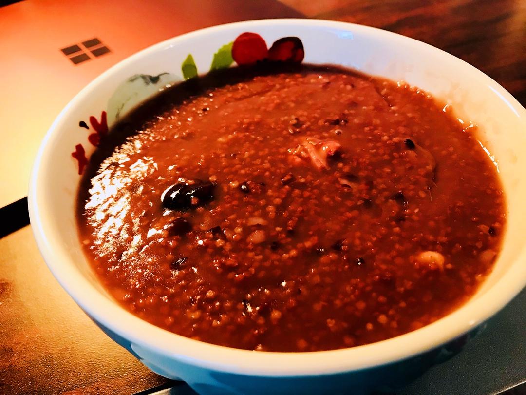 养生黑米粥