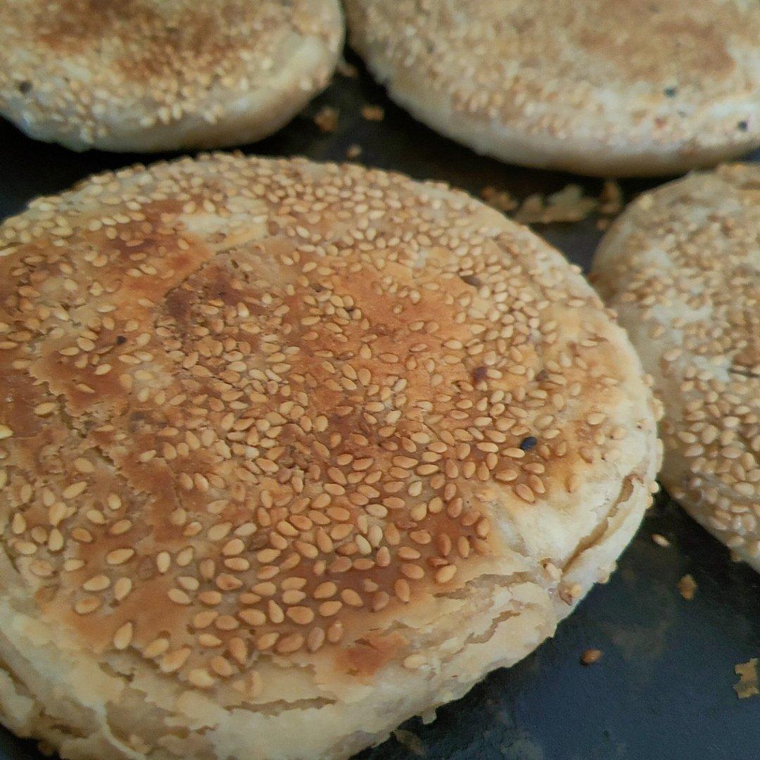 老北京麻酱烧饼 酥香可口 层次分明 附细节视频详解