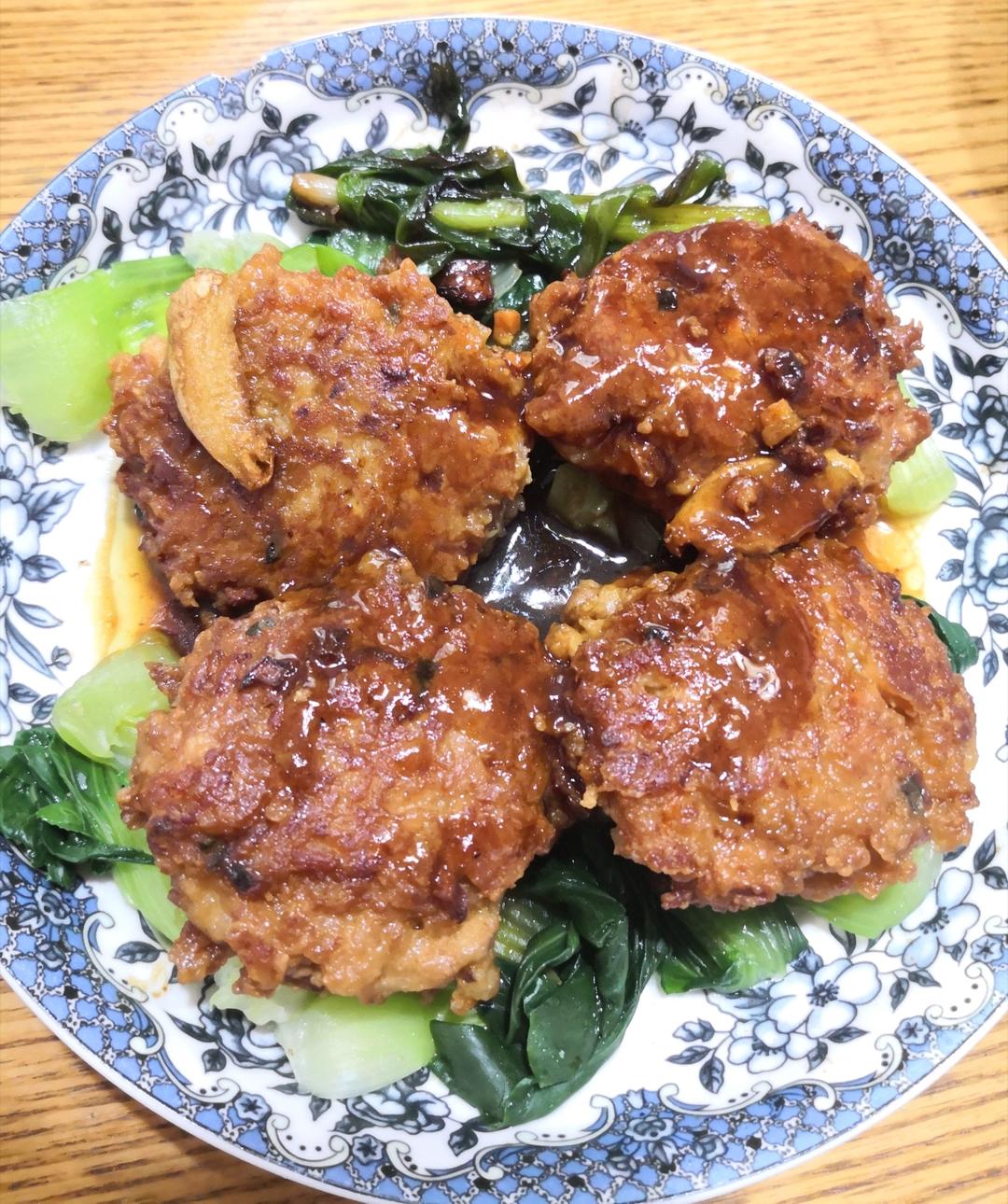 简单的红烧狮子头～拌饭太香了