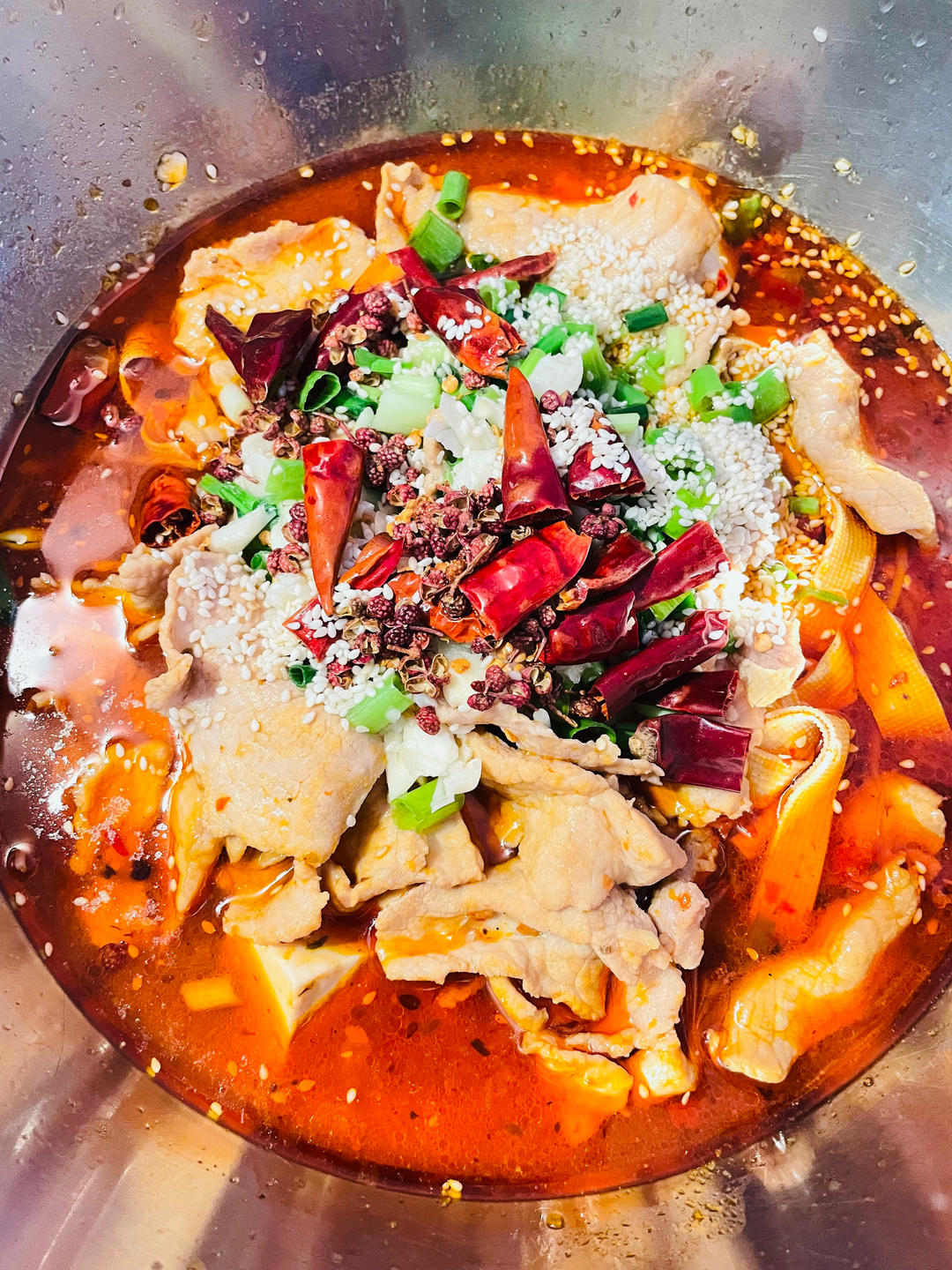跟四川朋友学的水煮肉片 这也太香了！！