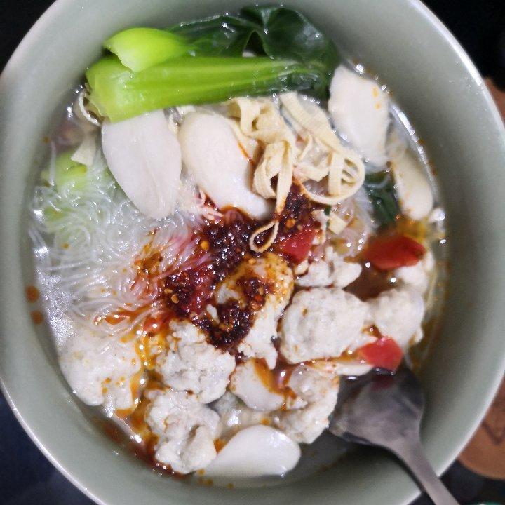 豆腐丸子+大白菜的【豆腐丸子白菜汤】