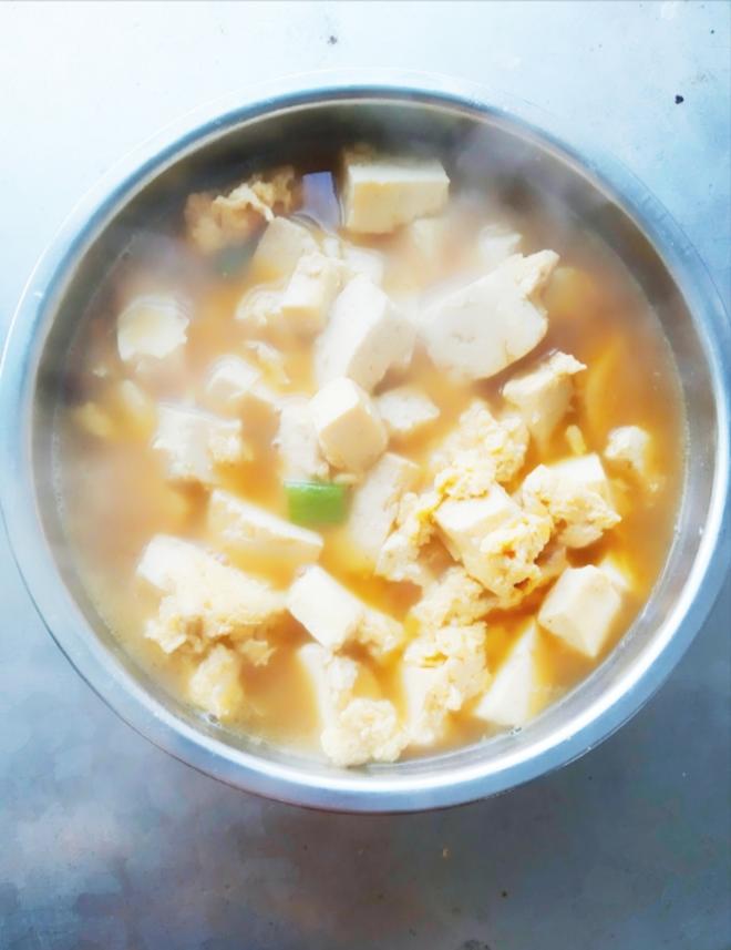 卤水豆腐鸡蛋汤的做法