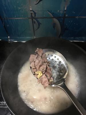 牛肉胡萝卜香菇粥的做法 步骤5