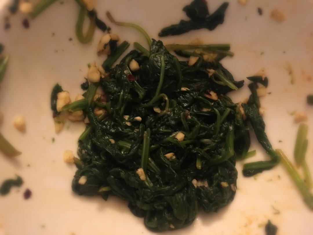 凉拌菠菜 Spinach Salad