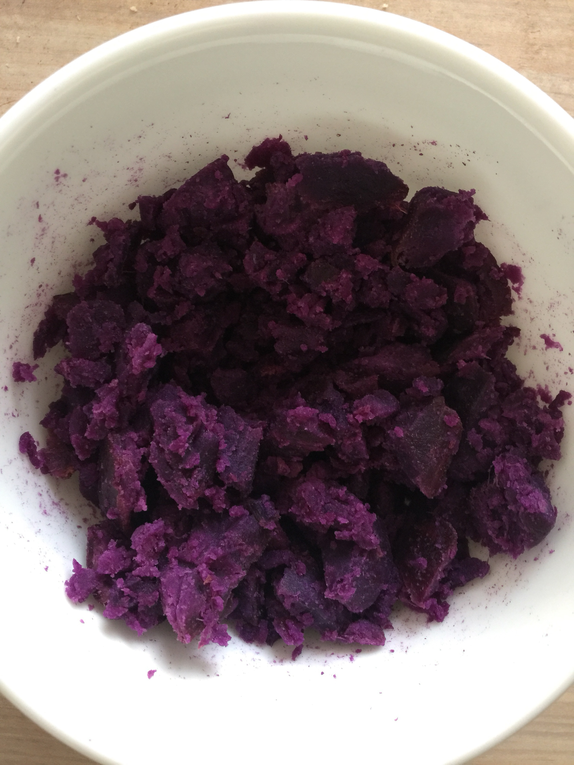 紫薯牛奶的做法 步骤1