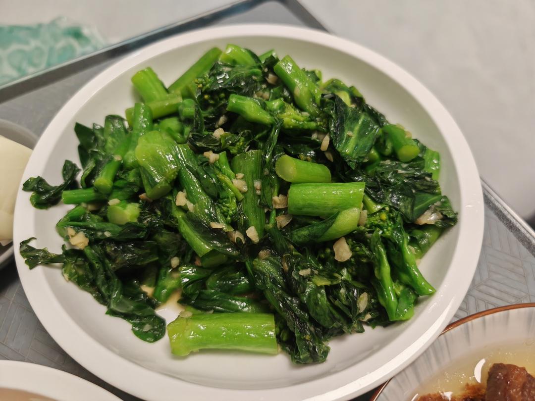 蒜蓉白菜苔