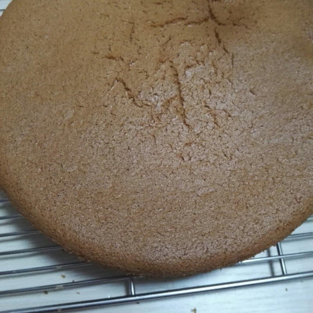 烤箱做蛋糕（戚风蛋糕的做法）