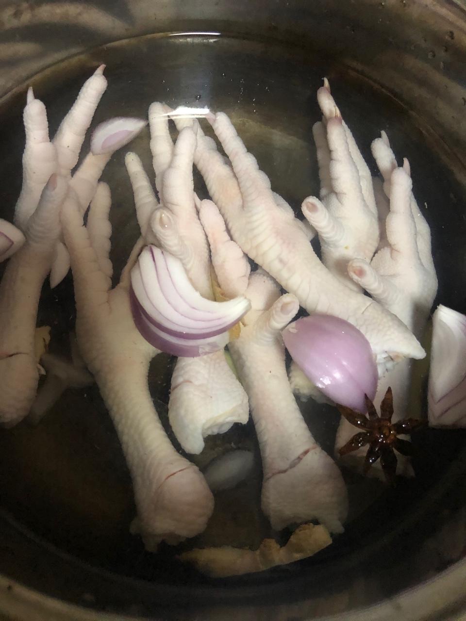 如何煮鸡爪（又白又嫩又Q弹）
