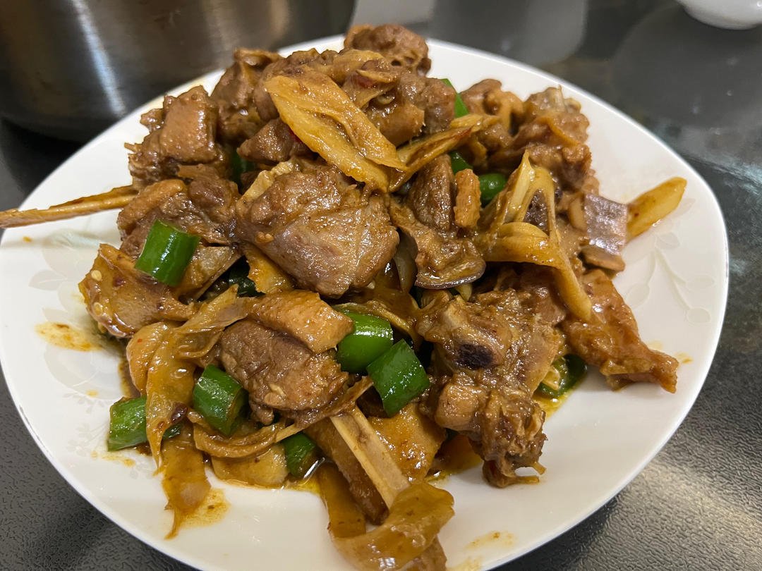 又学会一道四川下饭菜！自贡小煎鸭/子姜鸭