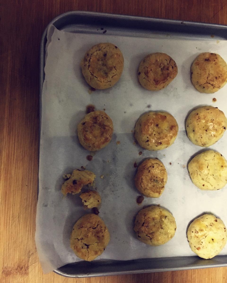 美味花生小小酥