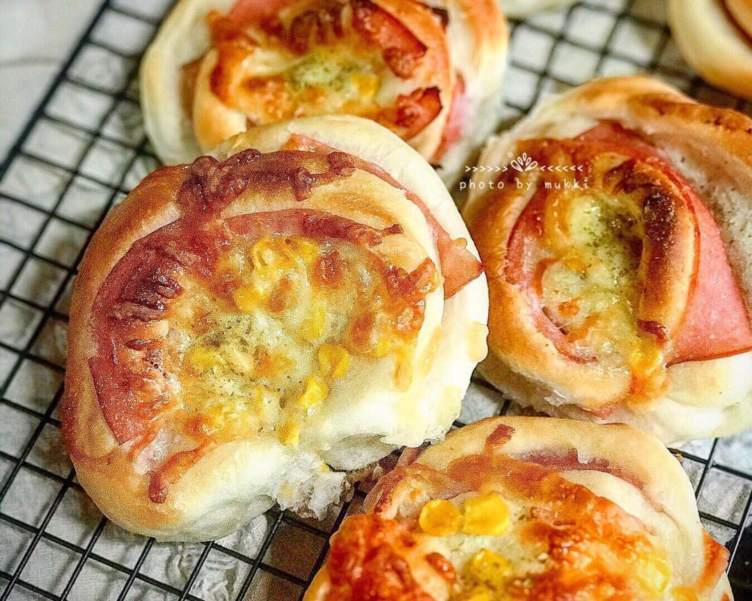 火腿芝士玉米面包的做法