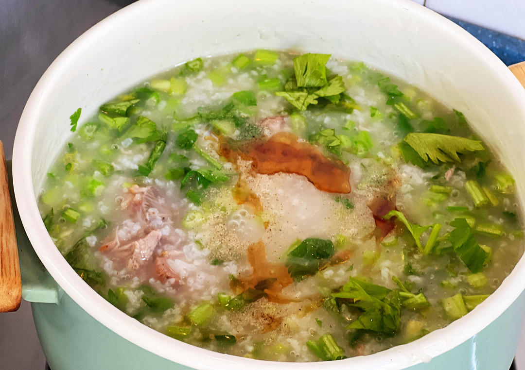 芥菜咸猪骨粥