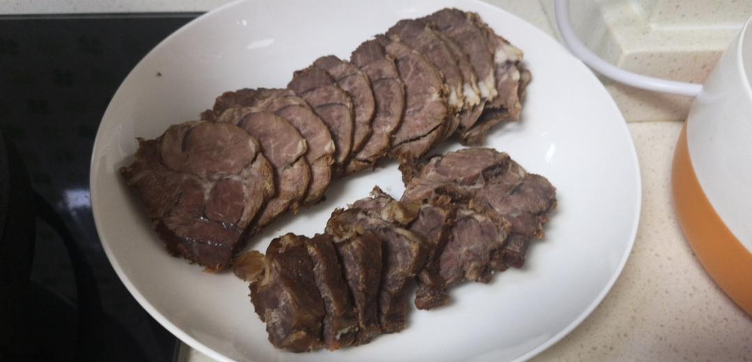 零失败卤牛肉，手残党也能做得好