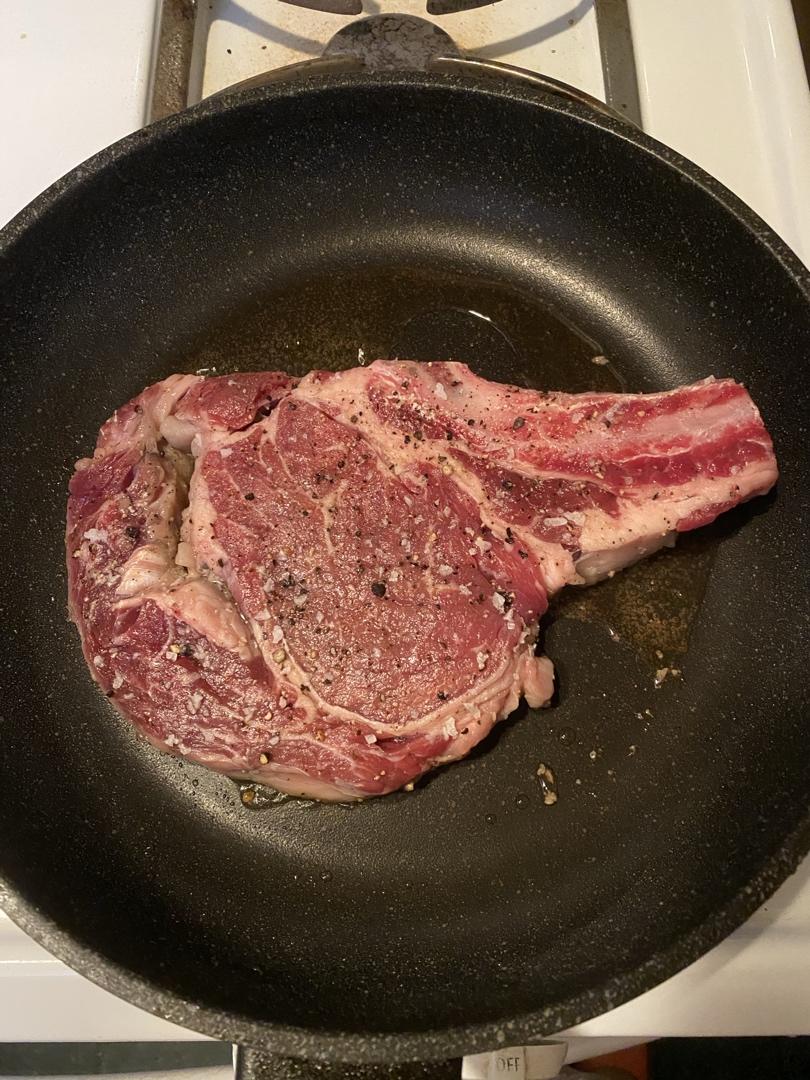 好吃到哭的煎牛排