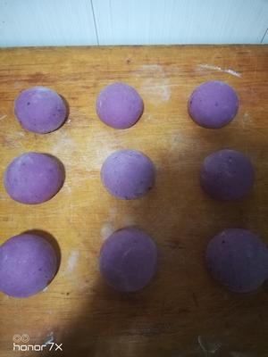 不用水和面的【紫薯馒头】的做法 步骤3