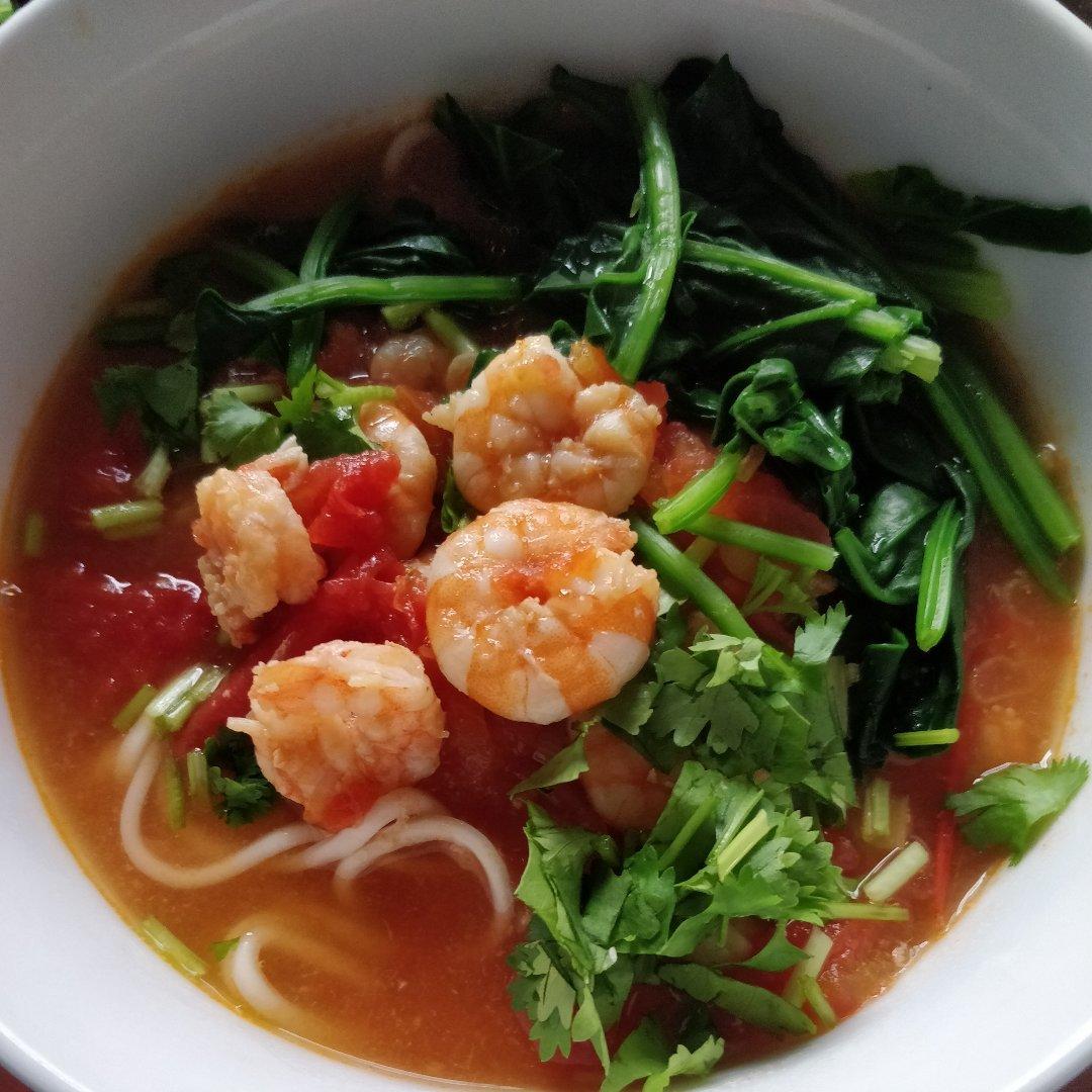 鲜虾番茄鸡蛋面