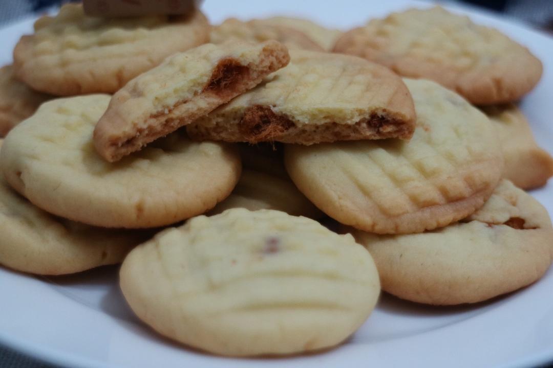 肉松饼干
