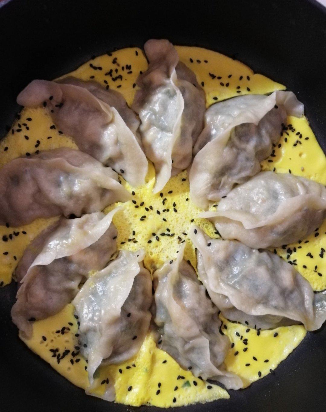 堂妈小厨——抱蛋煎饺