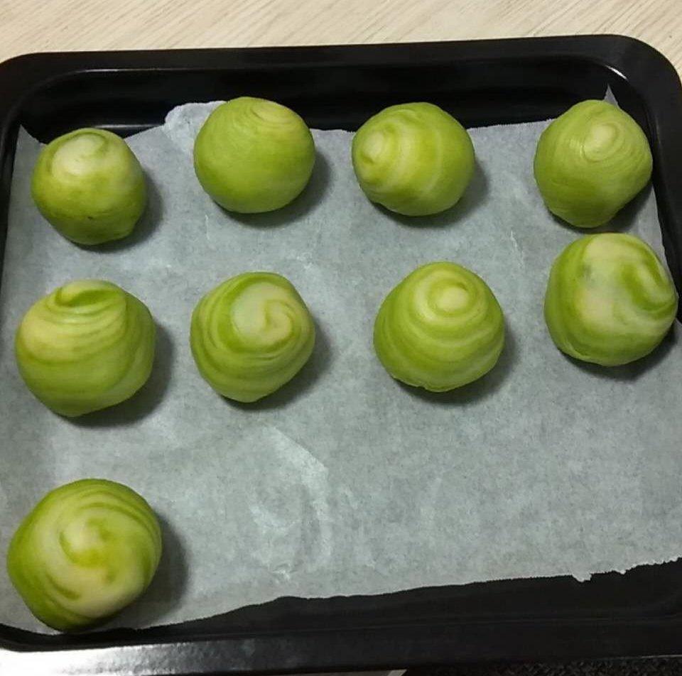 蛋黄酥~紫薯、抹茶、原味~花好月圆，中秋快乐~内附一次做六色蛋黄酥方法~