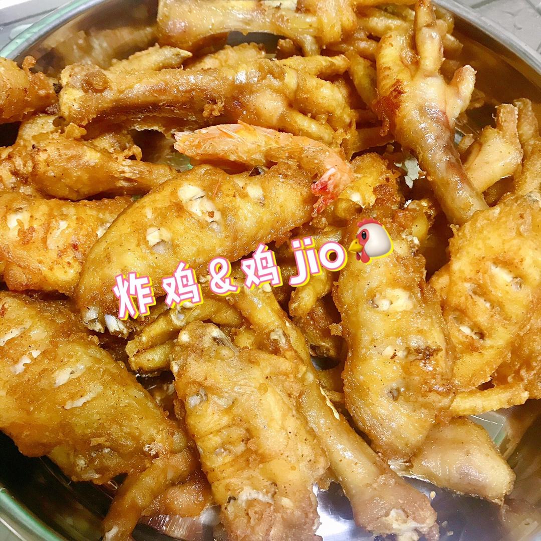 💥不油不腻的蒜香炸鸡翅❗巨好吃到舔手指，外酥里嫩到跺脚。