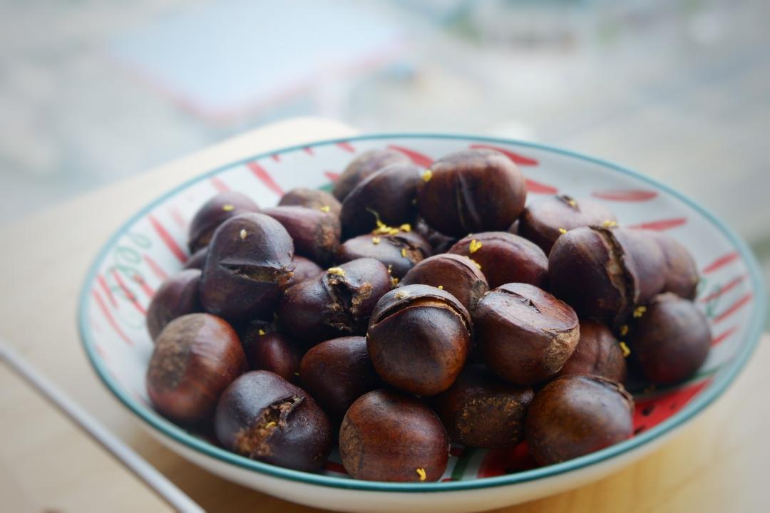 美善品版蜂蜜桂花炒栗子的做法