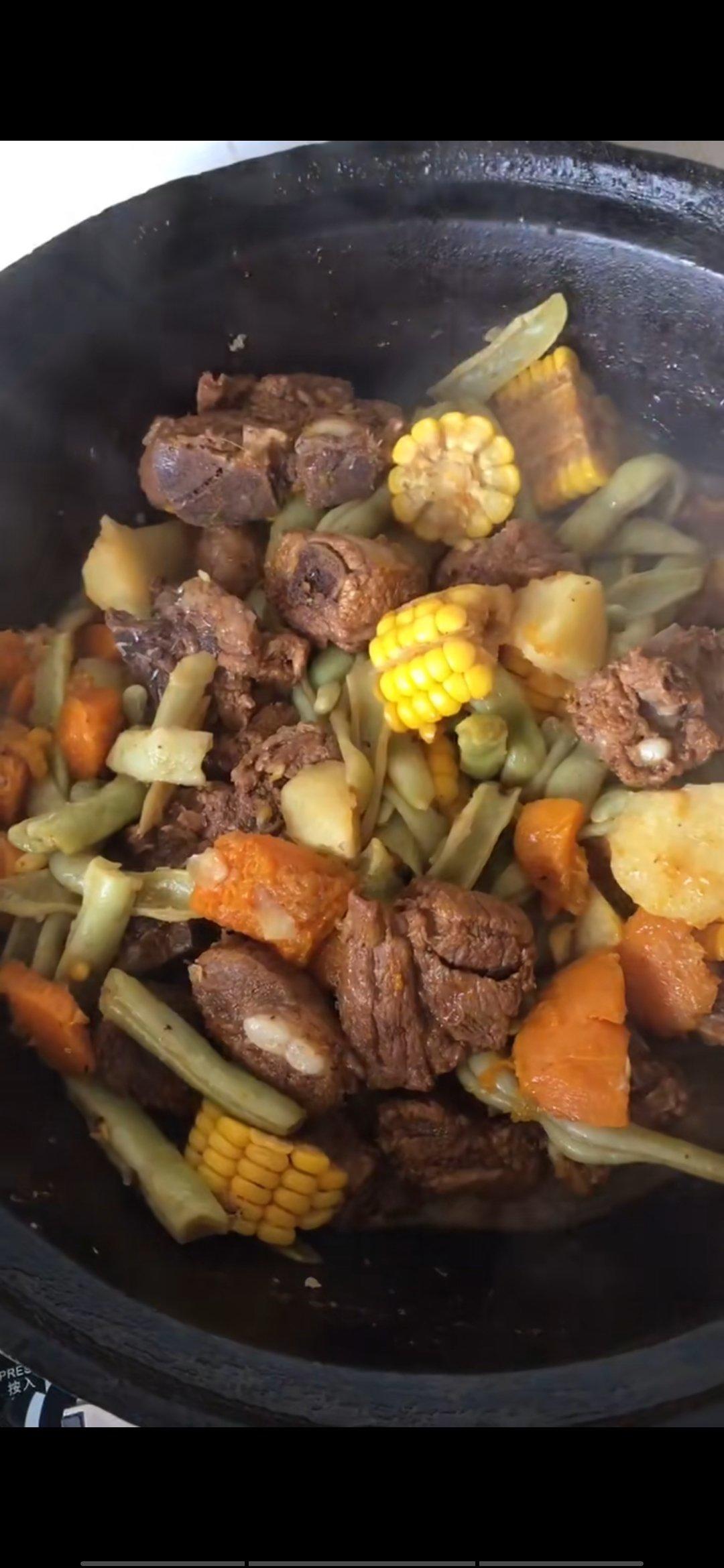 东北炖菜（大丰收）