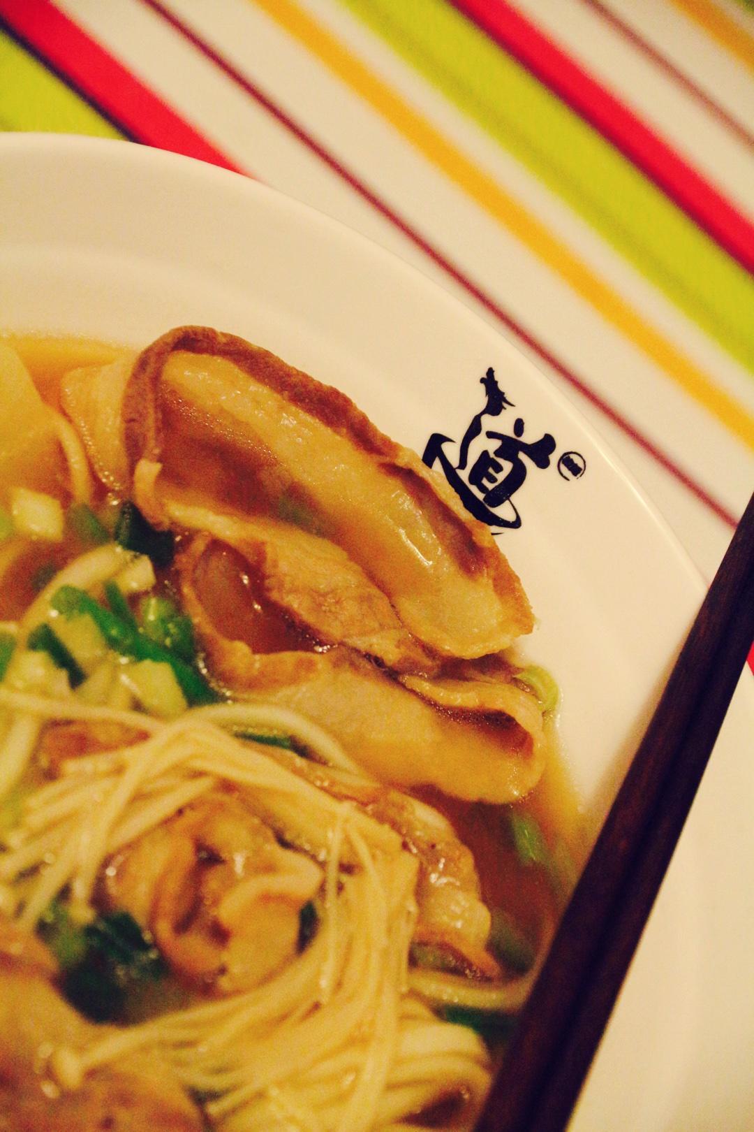 日式味噌煮物拉面的做法