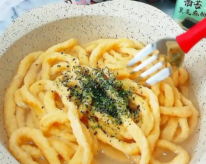 西红柿鸡蛋面线的做法