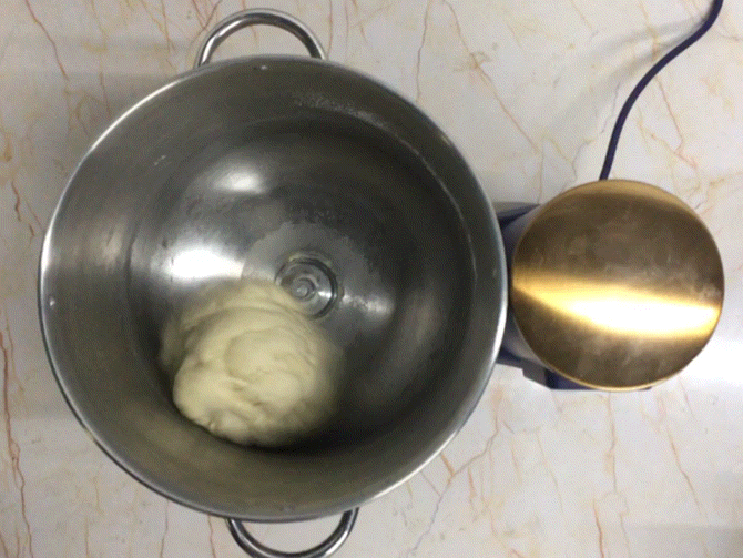 纯奶手撕吐司的做法 步骤1