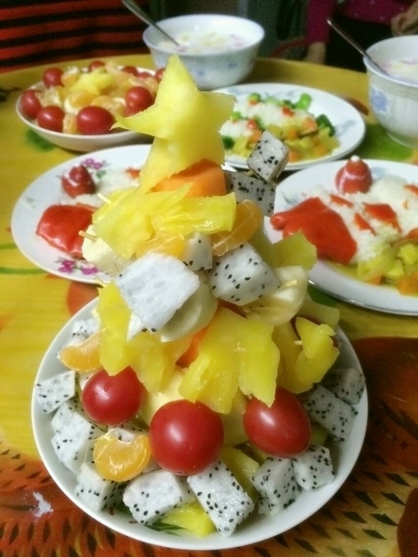 圣诞缤纷水果树