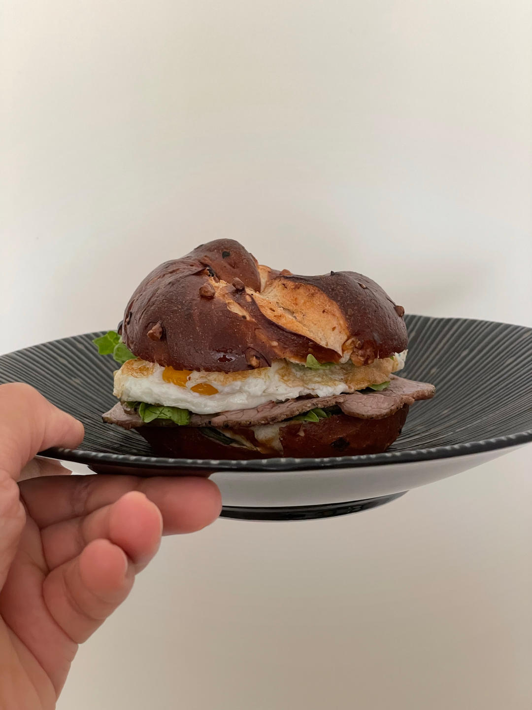 罗勒坚果碱水贝果｜可以开店的配方！