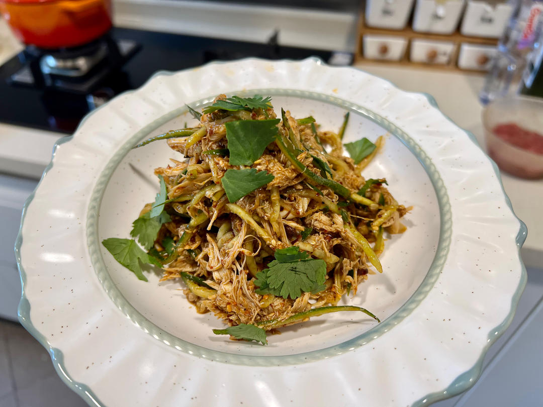 夏日开胃菜 凉拌鸡丝（手撕鸡）