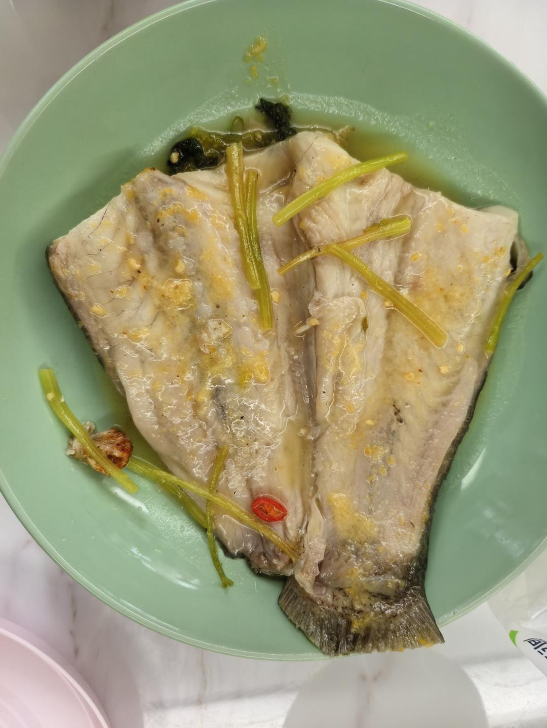 酸梅酱煮翘嘴鲌