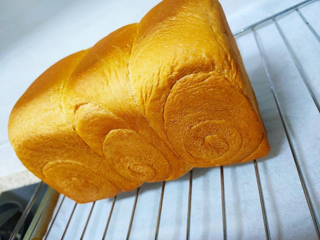 夺命软吐司(๑´ڡ`๑)超软拉丝极速方便的一次发酵吐司