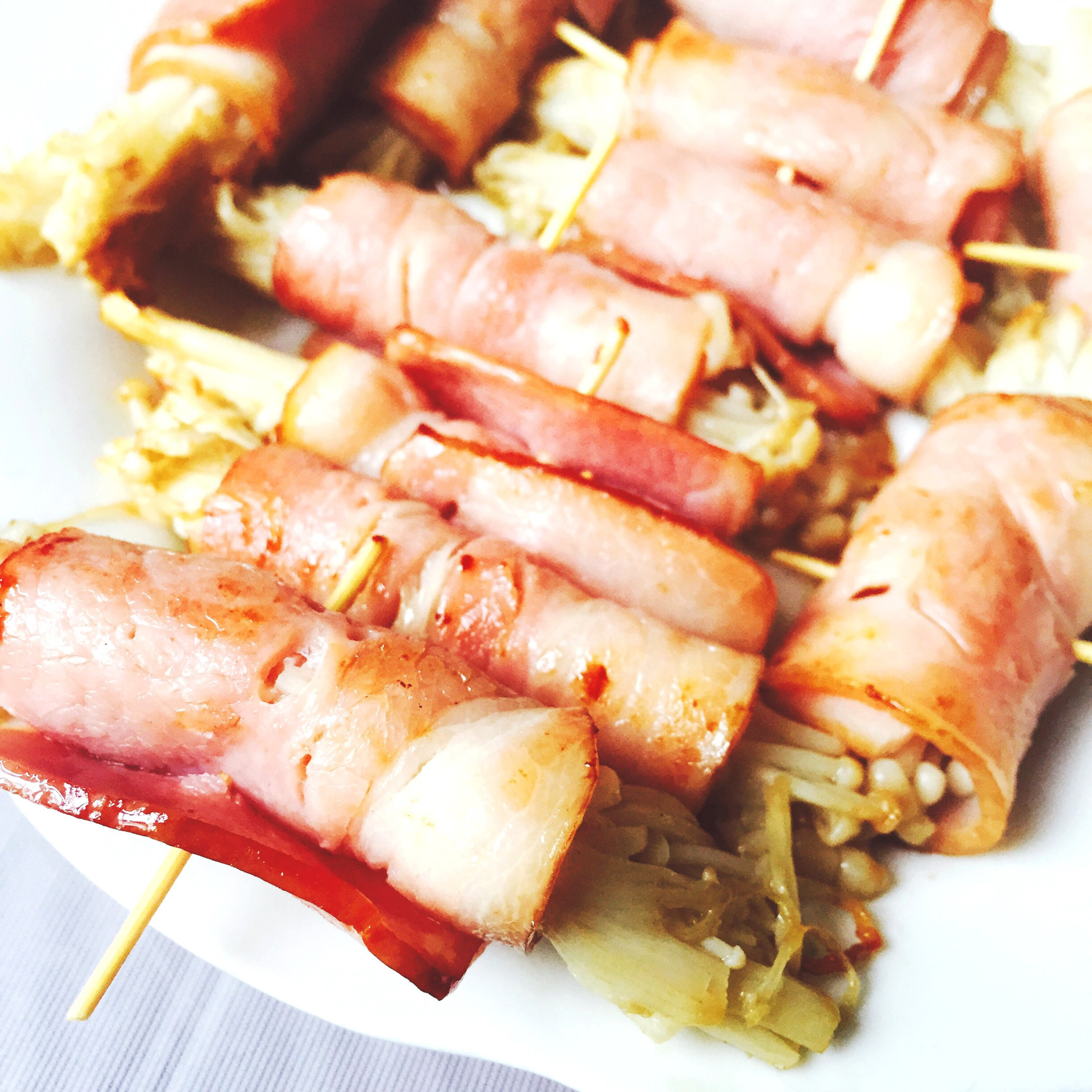 香煎培根金针菇卷