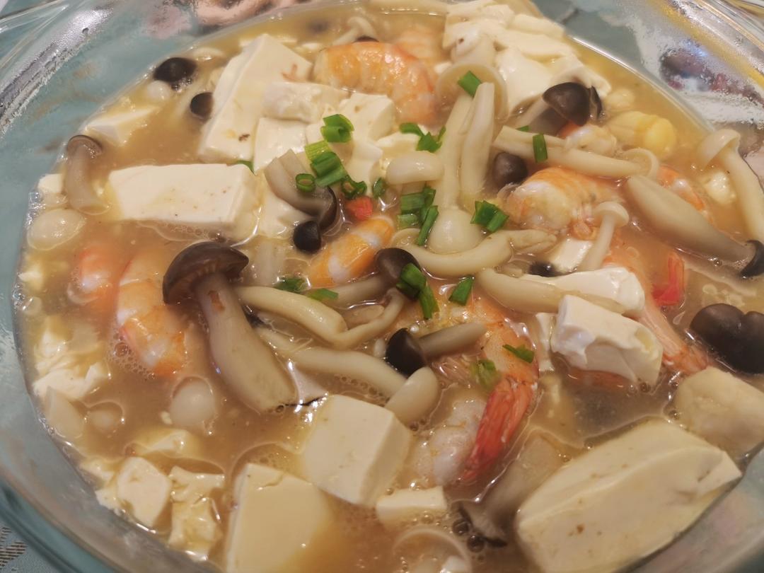 瑶柱大虾菌菇汤