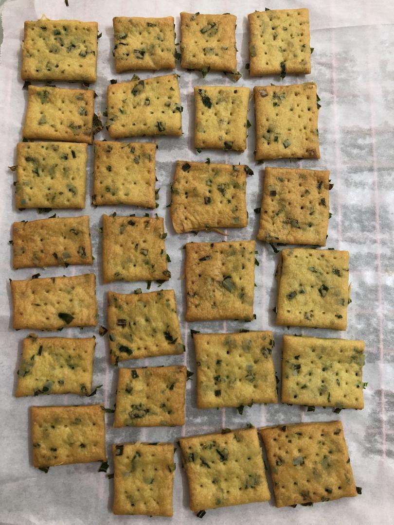 无糖少油咸香葱油饼——不喜甜食宝爸的最爱&葱香小苏(梳)打饼干