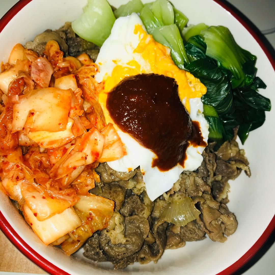 泡菜肥牛卷拌饭