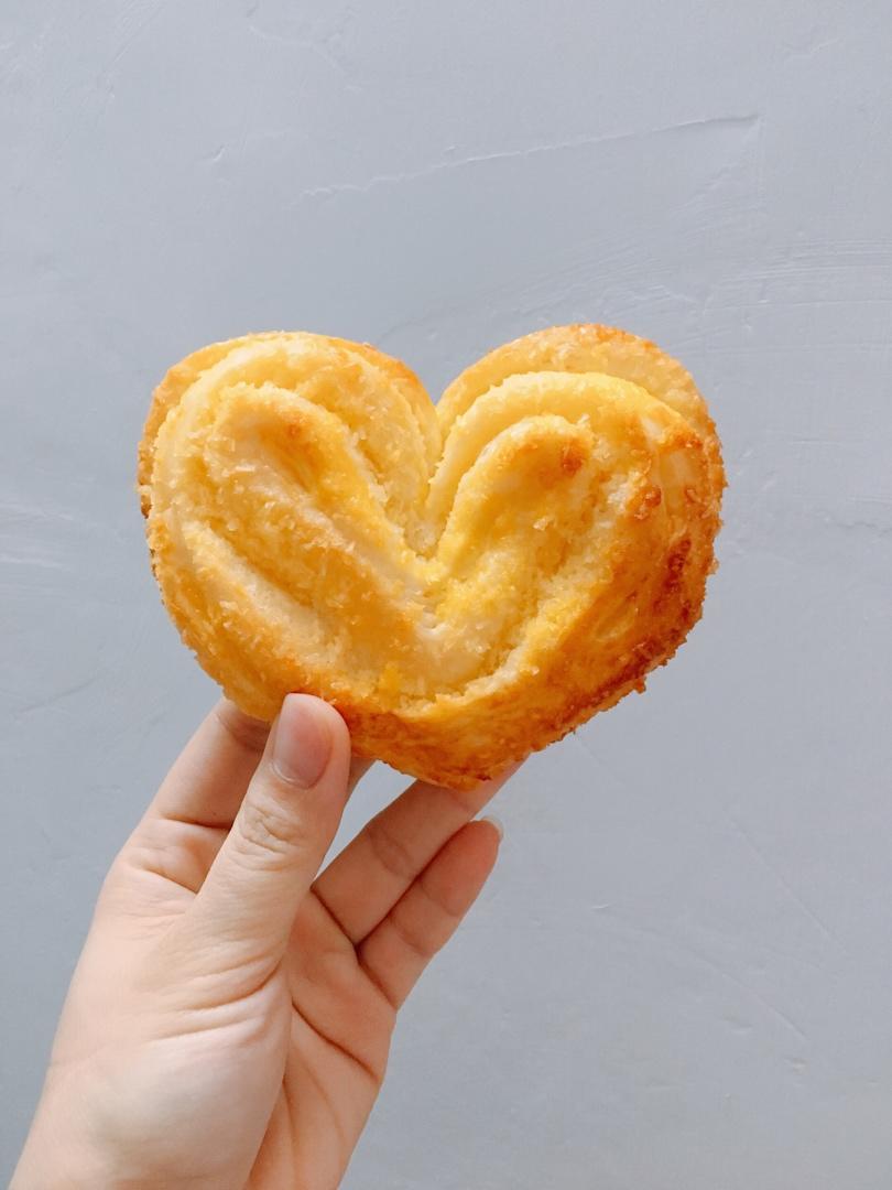 心形椰蓉面包